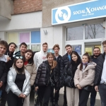 Tinerii de la Interact Goethe - Curtea Veche trimit un mesaj de speranță refugiaților ucraineni